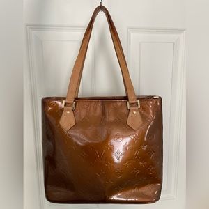 Louis Vuitton Bronze Vernis Houston bag